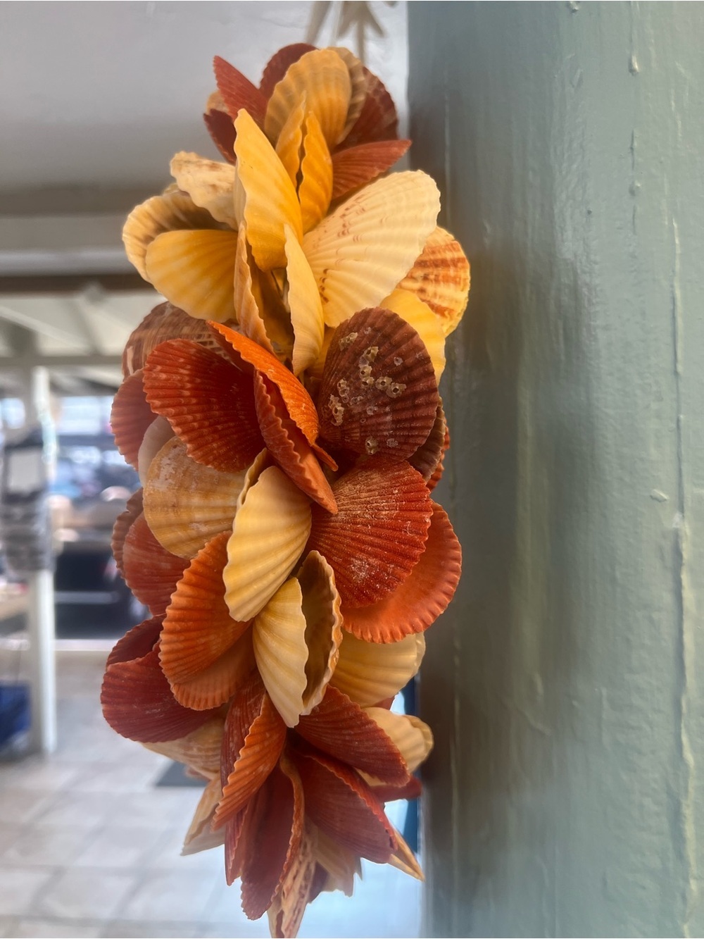 Seashell Wreath - Red, Yellow & Cream - Picture 3 of 5